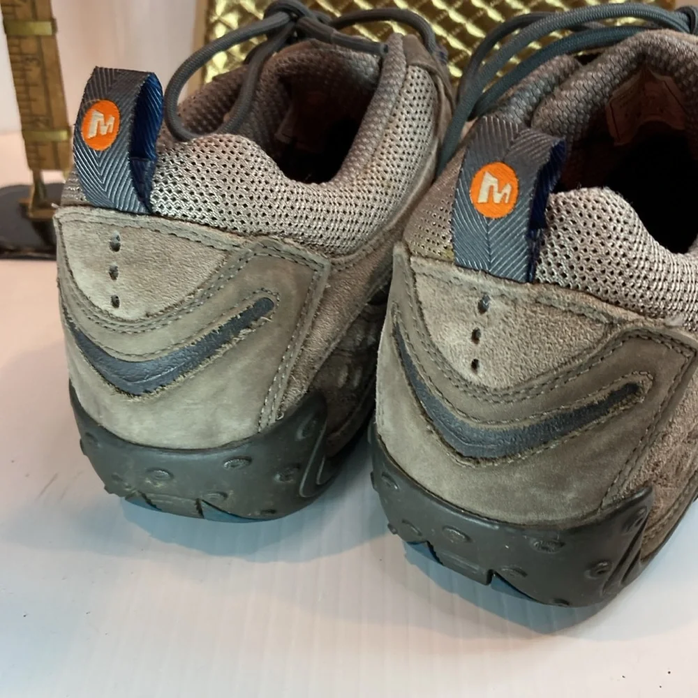 Merrell Chameleon Arc Wind in pewter size 6.‎ Vibran sole. Box 17